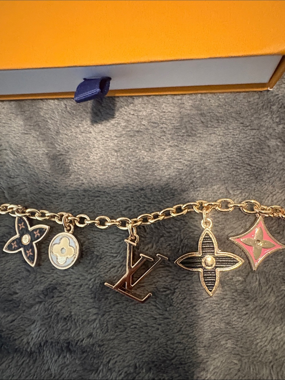 Charm bracelet for your purses - Picture 3 of 3